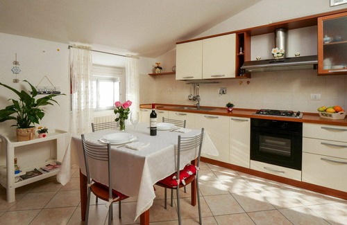 Follonica Apartment | Lovely apartment for 4 guests with A/C, WIFI, TV, pets allowed and parking