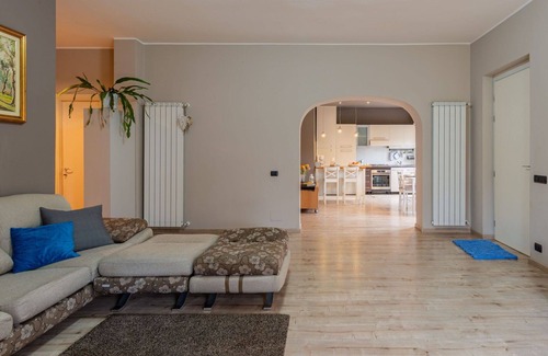 Leggiuno Apartment | Lovely apartment for 3 guests with WIFI, TV and terrace