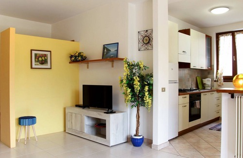 Val di Sogno Apartment | Lovely apartment for 4 guests with WIFI, TV, terrace, pets allowed and parking