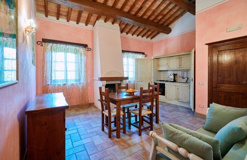 San Brizio Apartment | Lovely apartment for 4 guests with WIFI, pool, TV and pets allowed, close to Spoleto