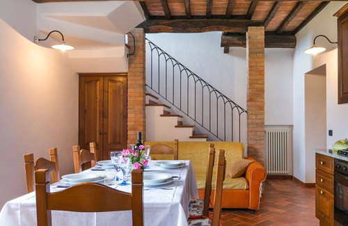 Volterra Apartment | Lovely apartment for 5 people with WIFI, pool, TV, terrace and pets allowed