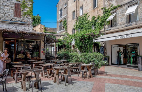Santa Giulia Apartment | Lovely apartment for 4 guests with A/C, pool, WIFI, TV, patio and parking