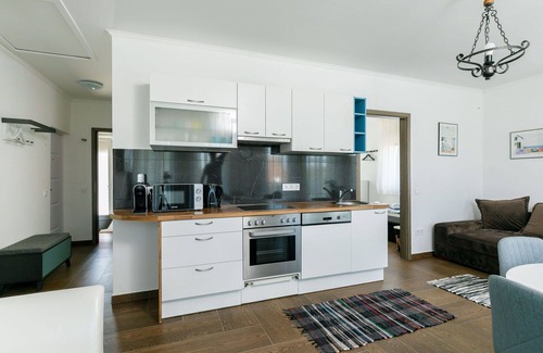 Balatonszarszo Apartment | Lovely apartment for 5 people with A/C, WIFI, TV and balcony