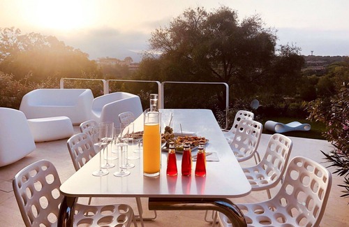Puntaldia House | Lovely apartment in villa for 2 people with A/C, pool, TV, terrace and parking