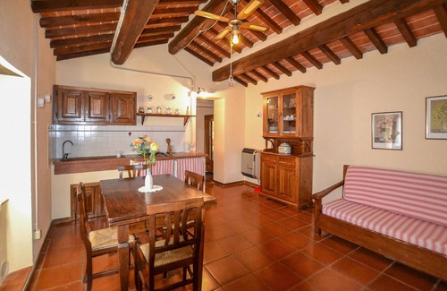 Anghiari Apartment | Lovely apartment in Anghiari with WiFi