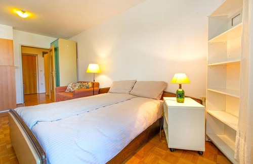 Seca Apartment | Lovely apartment in Portoroz with WiFi