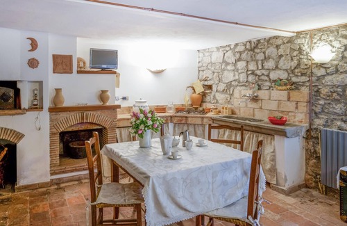 Gallicano Apartment | Lovely apartment in Verni with WiFi