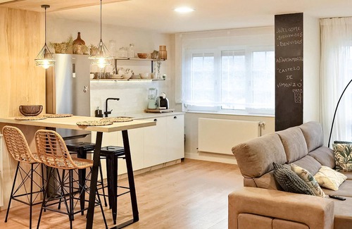 Vimianzo Apartment | Lovely apartment in Vimianzo with WiFi