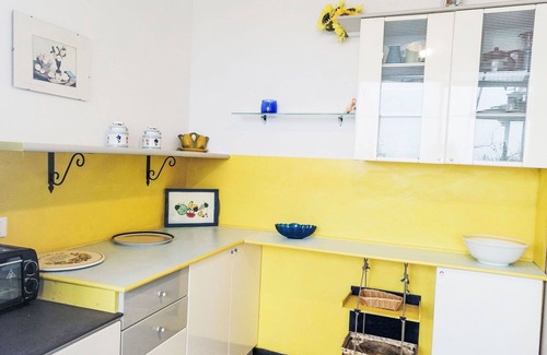 Costarainera Apartment | Lovely apartment for 6 guests with WIFI, TV, terrace, pets allowed and parking