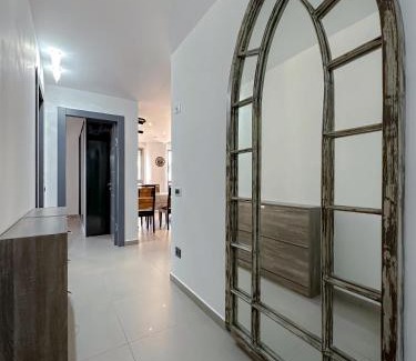 Bat Yam Apartment | Lovely apartment with sea view