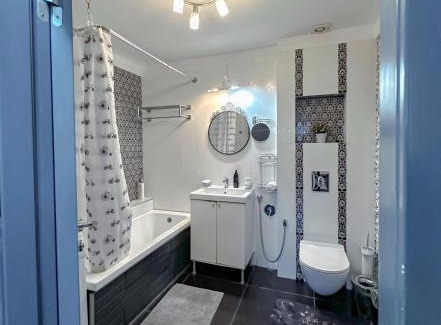 Bat Yam Apartment | Lovely apartment with sea view