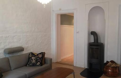 Cam Le Apartment | Lovely apartment (Women only)
