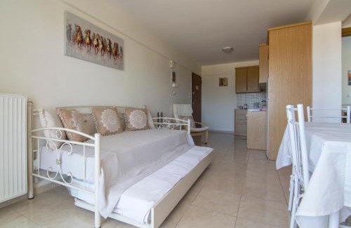 Xylokastron Apartment | Lovely Apartment Xylokastro 4th Floor