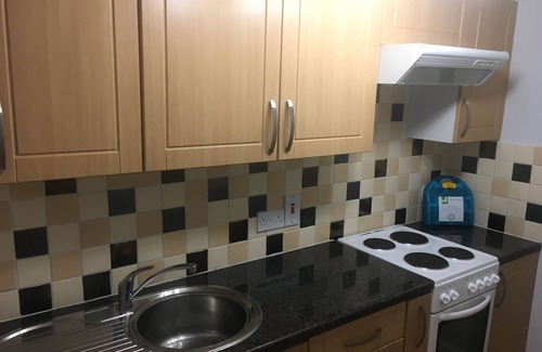 Exeter Apartment | Lovely basement flat in Exeter