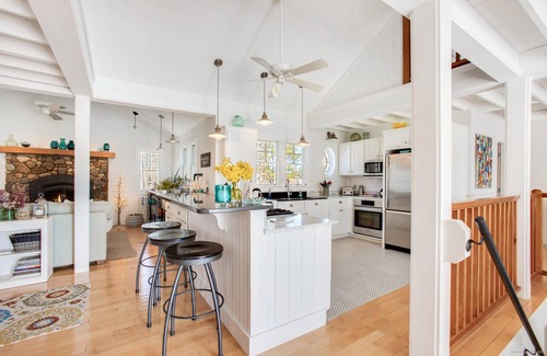 Kennebunkport House | Lovely Beach house in GRB - Heated pool!