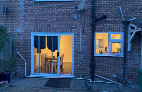 Havering Park House | Lovely Contractor/Family House London