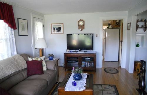 Hulls Cove Cottage | Lovely cottage near Bar Harbor