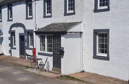 Wigton House | Lovely Cottage on Hadrians Wall 12 Miles From Carlisle