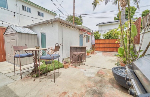 Del Rey House | Lovely Del Rey Beach Bungalow