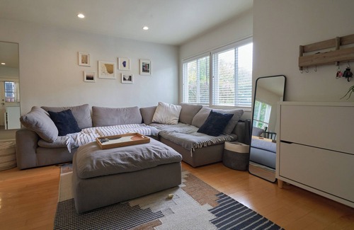 Del Rey House | Lovely Del Rey Beach Bungalow