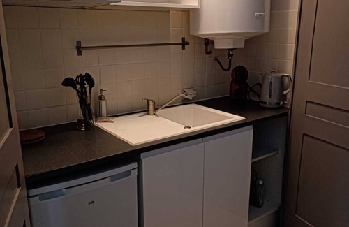 Bourges Apartment | Lovely downtown studio