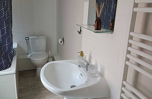 Bourges Apartment | Lovely downtown studio