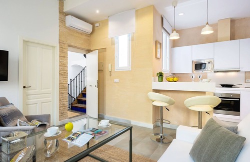 El Arenal Apartment | Lovely duplex in prime location. Galera III