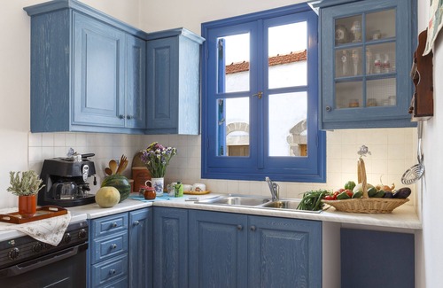 Lahania House | Lovely Enviroment at House Salvia