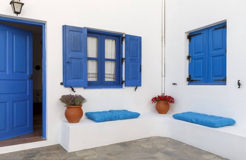 Lahania House | Lovely Enviroment at House Salvia