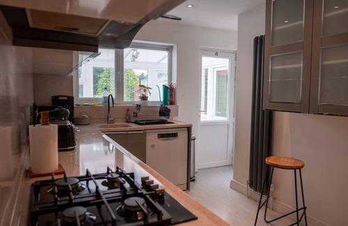 Gillingham House | Lovely Family Home in Rainham. A home away from home, a perfect choice for stays
