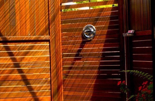 Ninole Apartment | Lovely garden cottage, Hamakua waterfall district, 100% solar