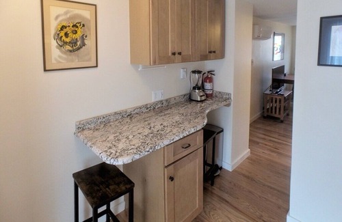 Greenfield Apartment | Lovely Greenfield Apartment