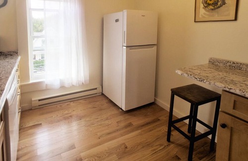 Greenfield Apartment | Lovely Greenfield Apartment