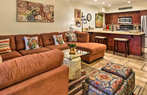 Twin Palms Condo | Lovely Ground Floor Unit