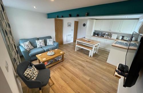 Kenn Apartment | Lovely ground floor apartment in quiet village