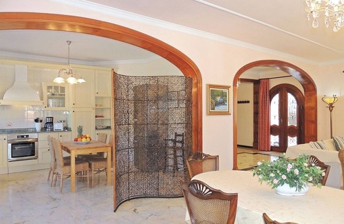 Cala Santany Villa | Lovely Holiday Finca, 3 Double Bedrooms, Private Pool, only 350 Meters from the Beach !