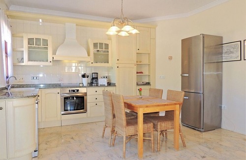 Cala Santany Villa | Lovely Holiday Finca, 3 Double Bedrooms, Private Pool, only 350 Meters from the Beach !