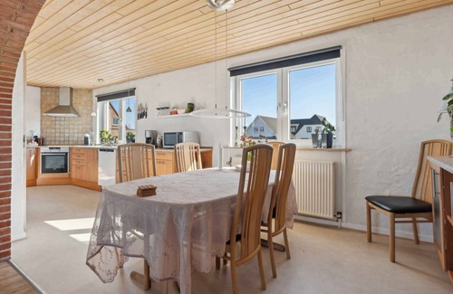 Thyboron Villa | Lovely holiday home close to the water