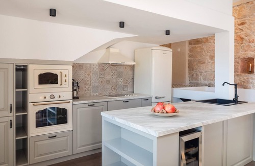 Sibenik House | Lovely home in Dubrava kod Sibenika