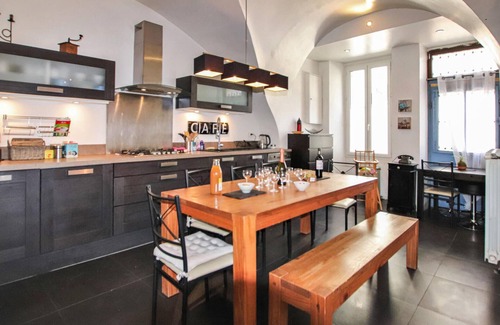 Villeneuve-de-Berg House | Lovely home in Villeneuve de Berg