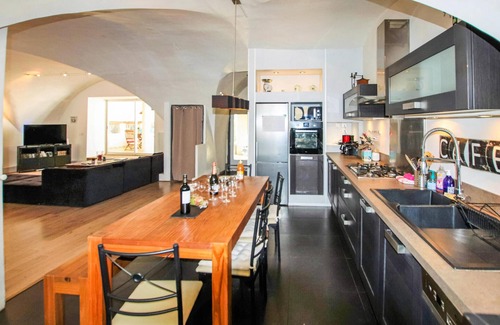 Villeneuve-de-Berg House | Lovely home in Villeneuve de Berg