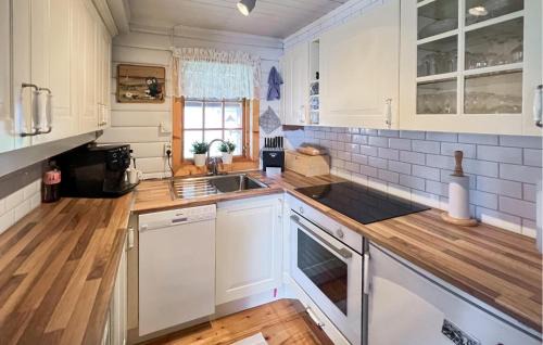 Gjovik House | Lovely Home In Øvre Snertingdal