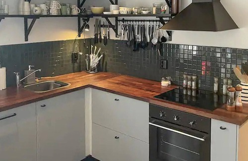 Heby House | Lovely home in Heby with WiFi