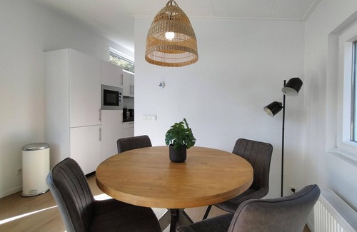 Heinkenszand House | Lovely home in Heinkenszand with heated swimming pool