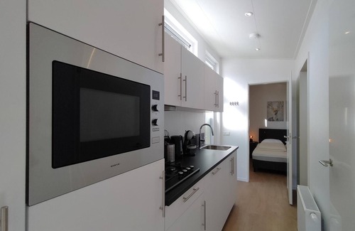 Heinkenszand House | Lovely home in Heinkenszand with heated swimming pool