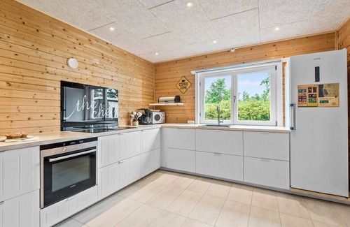 Bork Havn House | Lovely home in Hemmet with WiFi