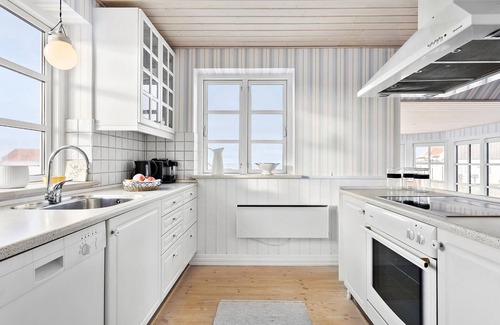 Lonstrup House | Lovely home in Hjørring with sauna