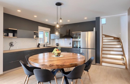 Divsici House | Lovely home in Marcana