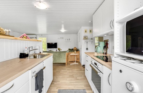 Lodbjerg Hede House | Lovely home in Ringkøbing with kitchen