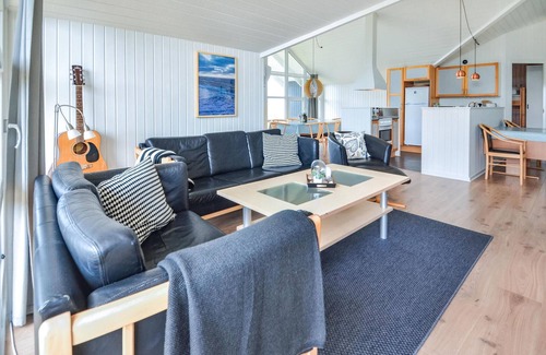 Klitmoller House | Lovely home in Thisted with WiFi